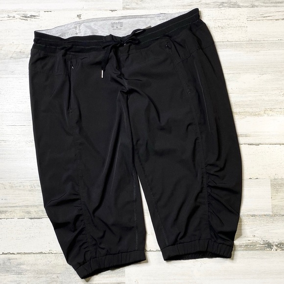 Calvin Klein Pants - Calvin Klein Performance Capri Quick Dry Ruched